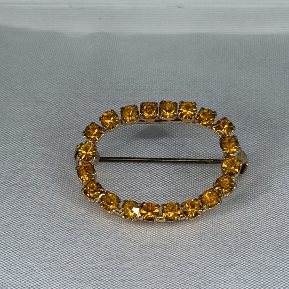 Vintage Gold -Tone Oval Brooch